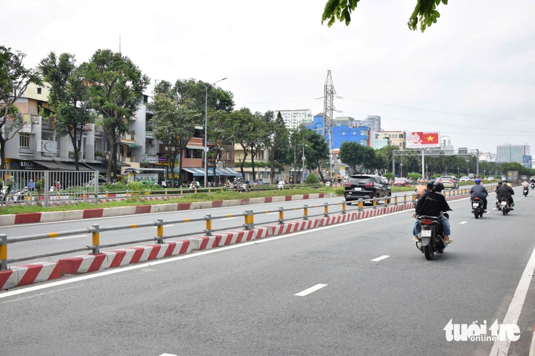 Chính thức mở điểm quay đầu xe ở giao lộ Điện Biên Phủ - Nguyễn Cửu Vân